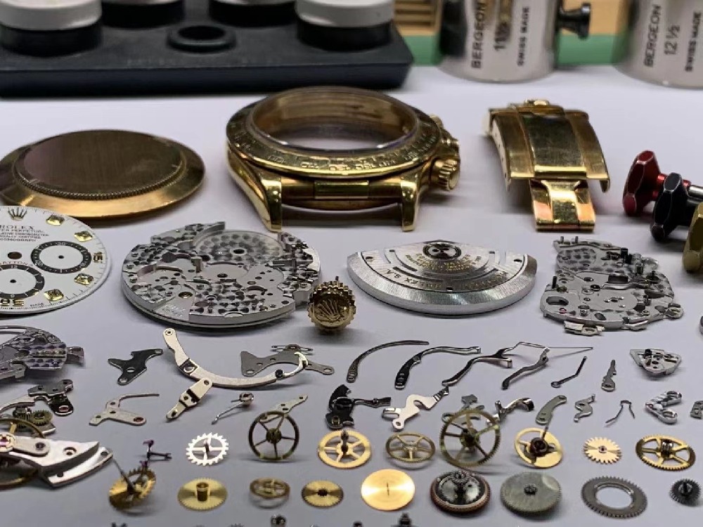 手表表带拉丝打磨抛光